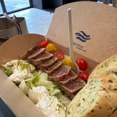 Insalata di pesce tonno e pomodorini